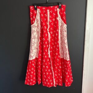 Vintage Handmade Floral Red and White Lace Pocket Maxi Skirt S/M